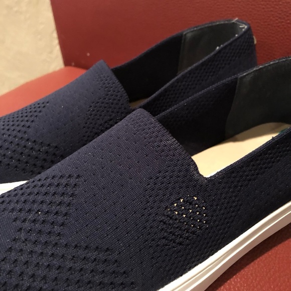 EUC ALMOST NEW STEVE MADDEN LOAFERS - Picture 8 of 8